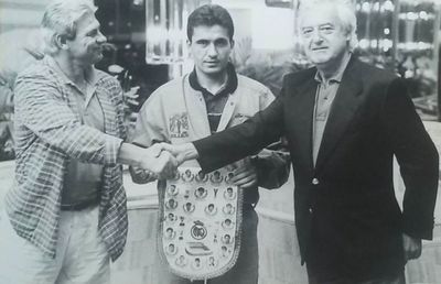 Real Madrid împlinește azi 121 de ani: descoperă poveștile “galacticilor” cu fotbalul românesc! Știai că poți să vezi la București tricourile lui Hagi și Ronaldo de la Real Madrid?