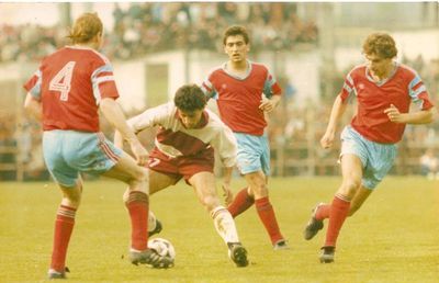 Primul jucător transferat de Steaua după Revoluție povestește la GSP Live accidentul terifiant care i-a deraiat cariera: „I-am zis: «Nu e viteză cam mare?». Imediat, mașina era cu roțile pe mine”