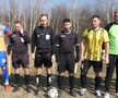 Reportaj savuros din fotbalul foarte mic, la Puchenii Mari - Cocorăștii Colț » „A fost porcu' gras, d-aia avem numai rotofei în echipă! Sunt campion mondial la pahare, țuica mea e vitamină curată”