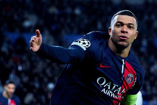 Kylian Mbappe a decis să nu-și prelungească acordul cu PSG, scadent în vară / Foto: Imago