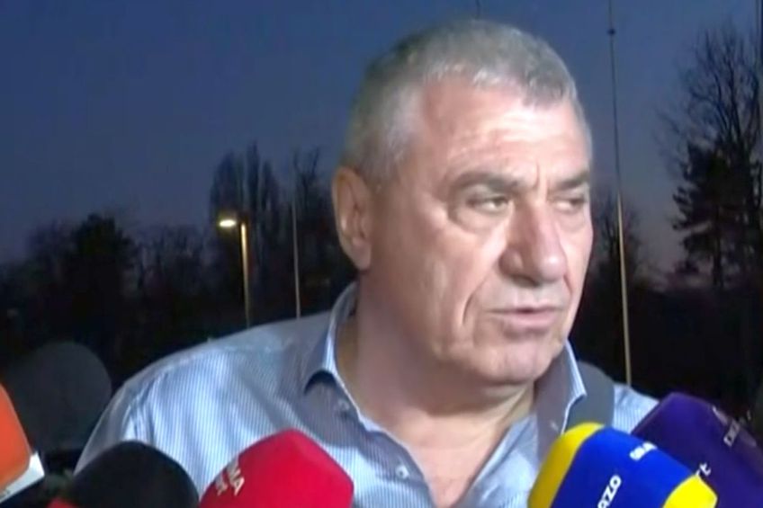 Victor Becali, înainte de FCSB - Lyon