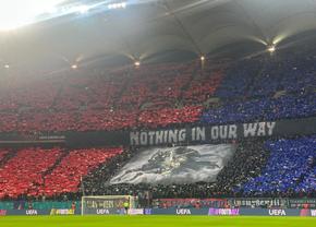 FCSB, scenografie cu referințe biblice la meciul cu Lyon: ce a apărut în Peluza Nord