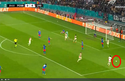 Gol controversat în FCSB - Lyon: ce spune regulamentul