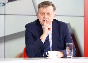 Crin Antonescu a dezvăluit cu ce echipă ține și a avut un mesaj care ar schimba fotbalul: „Nu văd viitorul acestor cluburi”