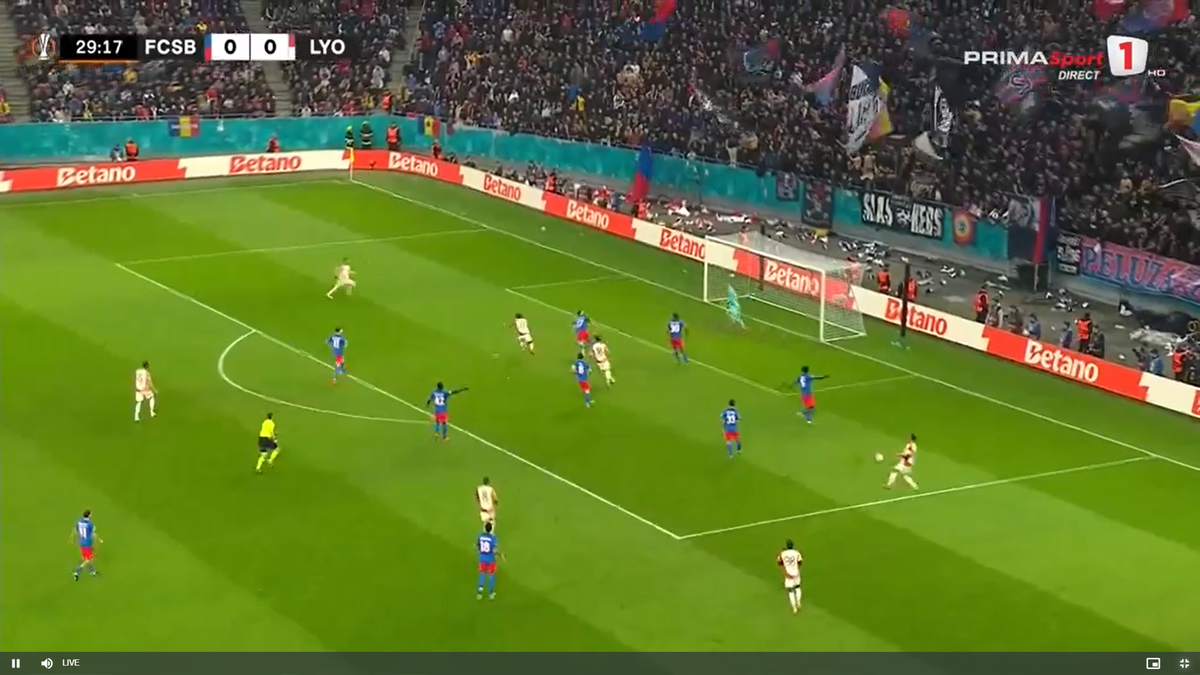 Gol controversat în FCSB - Lyon: ce spune regulamentul