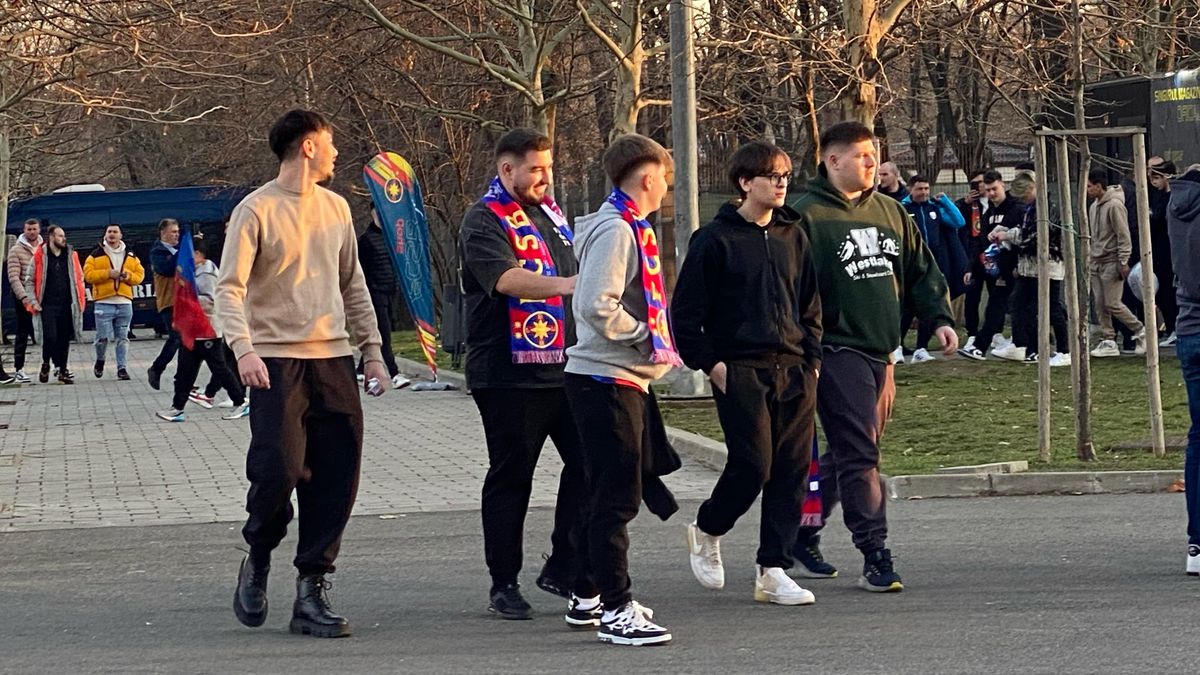 Jucătorul mult așteptat de suporterii celor de la FCSB este în tribunele Arenei Naționale pentru partida cu Lyon