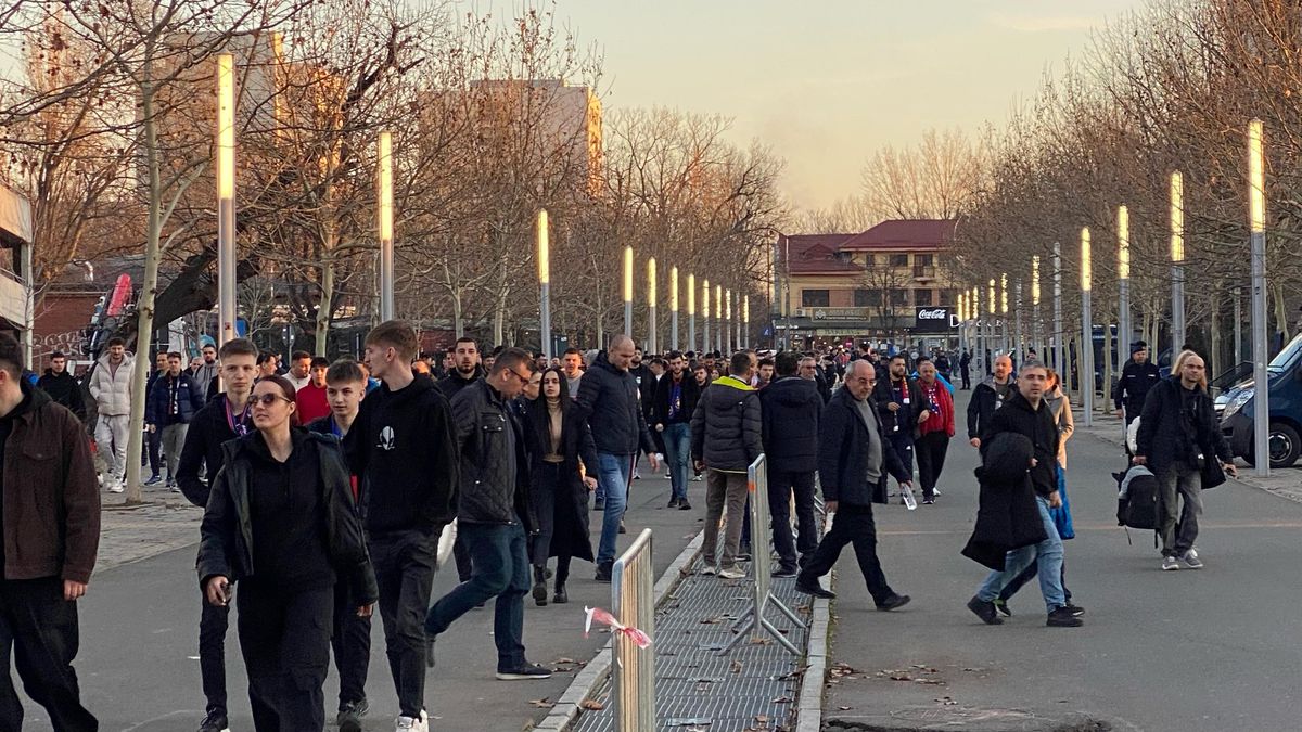 Jucătorul mult așteptat de suporterii celor de la FCSB este în tribunele Arenei Naționale pentru partida cu Lyon