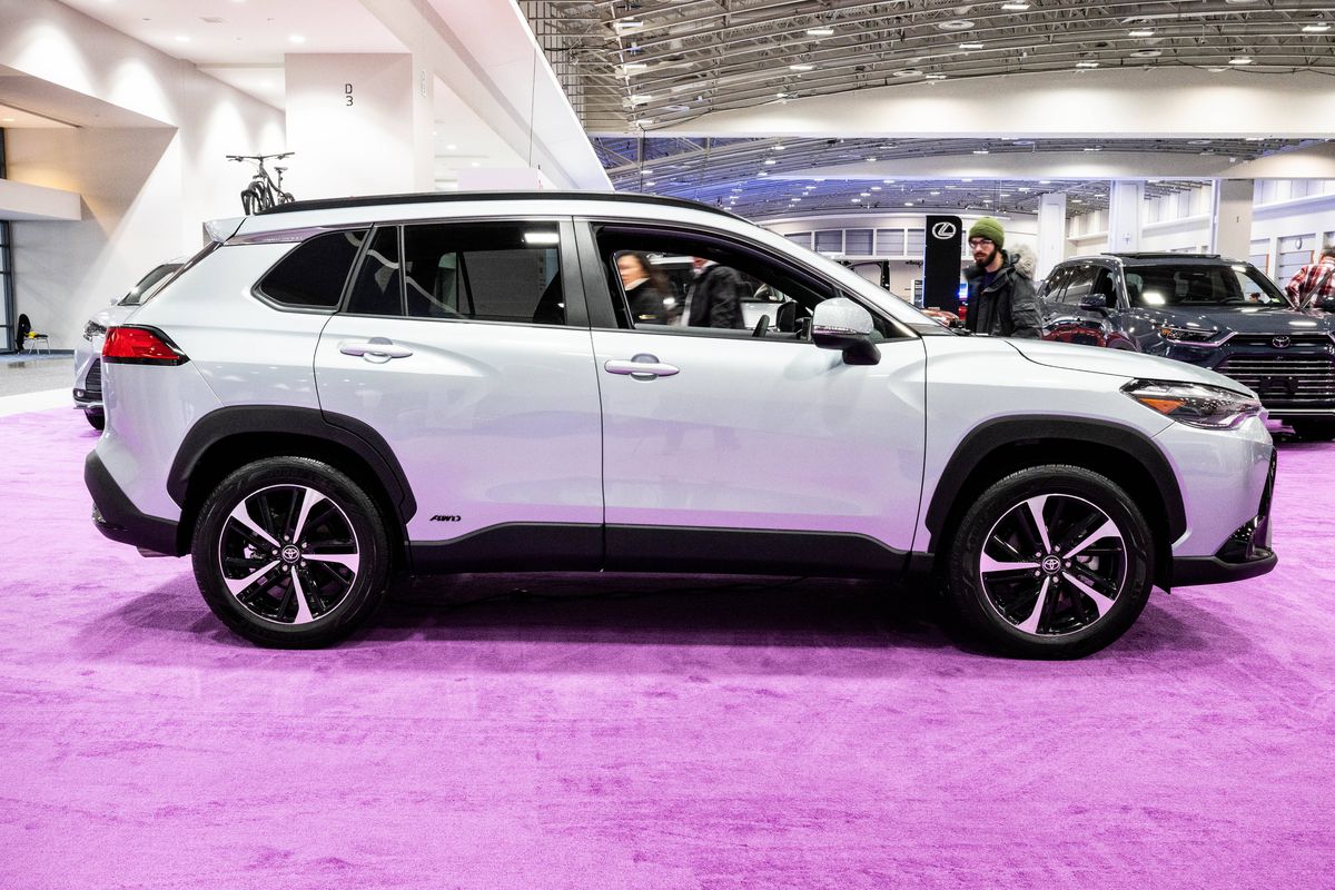 O nouă supremație în industria auto! Toyota Corolla nu mai e cea mai vândută mașină » Cine e pe locul 1