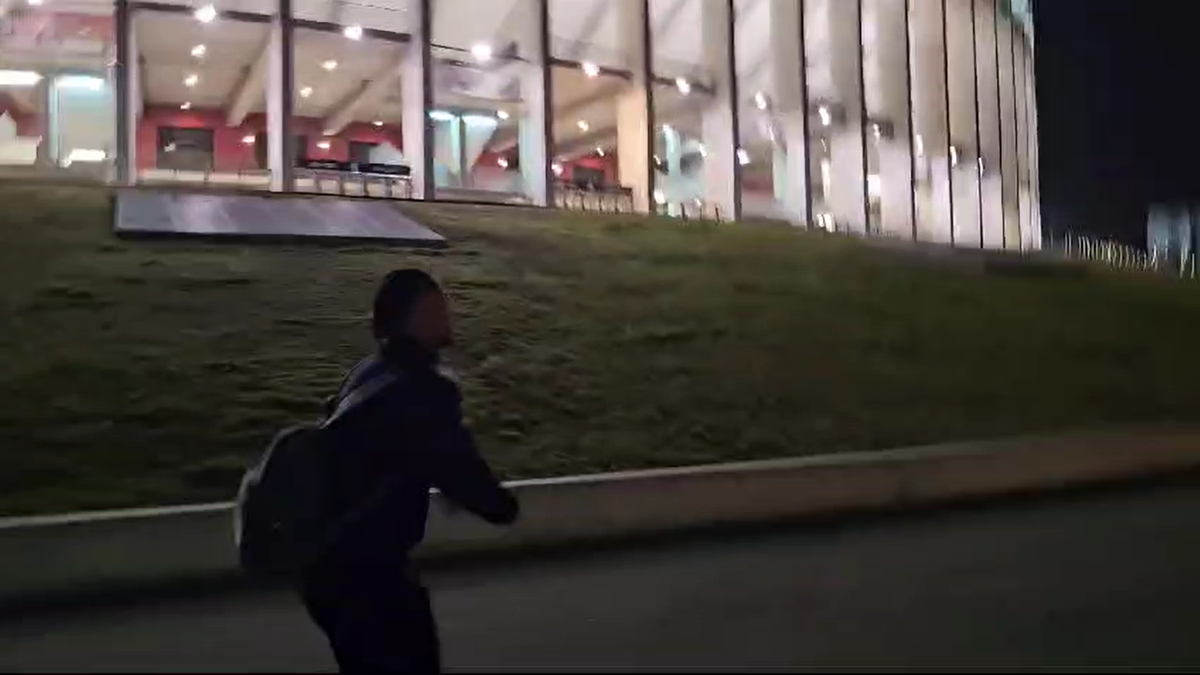 Ngezana a fost uitat la stadion la finalul meciului FCSB - Lyon