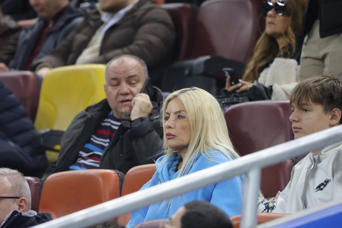 Laura Vicol, implicată în „scandalul Nordis”, a fost în tribune la FCSB - Lyon » Imaginile surprinse de reporterul GSP