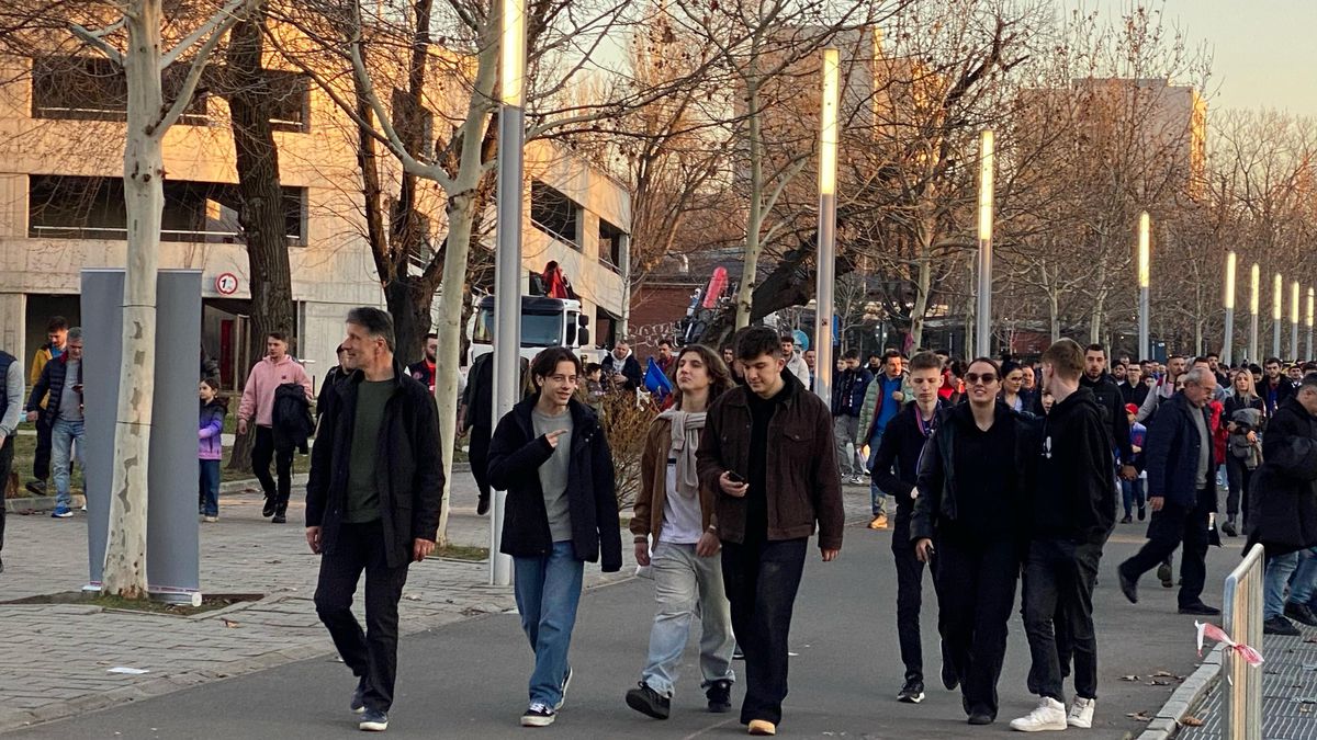 Jucătorul mult așteptat de suporterii celor de la FCSB este în tribunele Arenei Naționale pentru partida cu Lyon