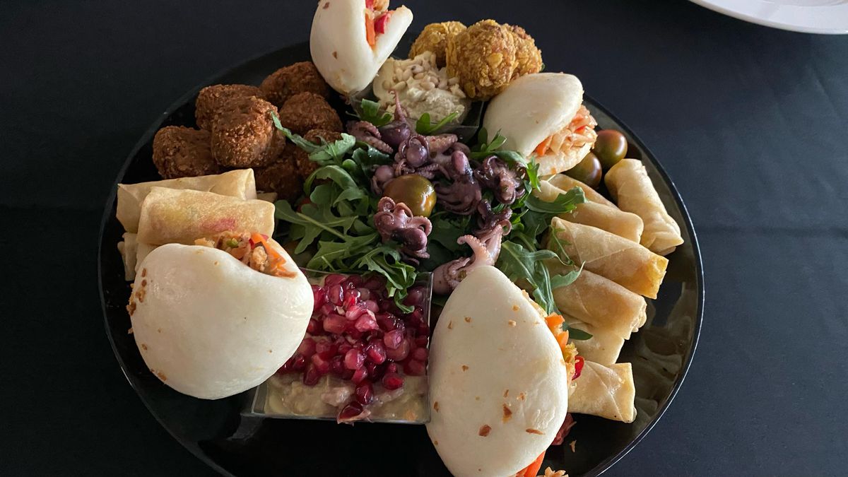 Jucătorul mult așteptat de suporterii celor de la FCSB este în tribunele Arenei Naționale pentru partida cu Lyon