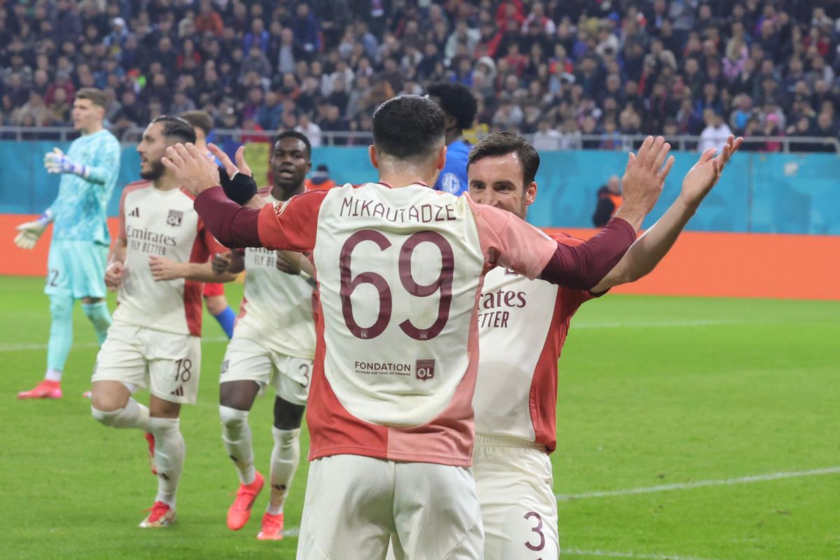 Paulo Fonseca s-a enervat pe reporteri, după FCSB - Lyon: „Nu are legătură cu cineva care a văzut meciul”