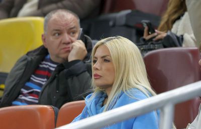 Laura Vicol, implicată în „scandalul Nordis”, a fost în tribune la FCSB - Lyon » Imaginile surprinse de reporterul GSP