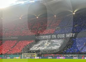 Din Stăpânul Inelelor, 300 sau Biblie? FCSB, scenografie înfricoșătoare la meciul cu Lyon: ce a apărut în Peluza Nord