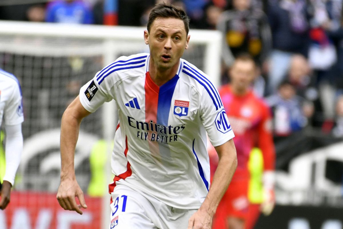 Cum a numit-o veteranul lui Lyon pe FCSB: „Mai întâi trebuie să îi eliminăm”