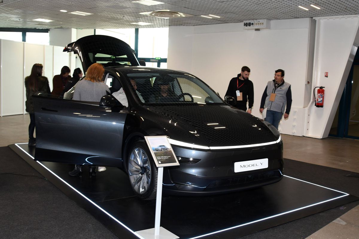 O nouă supremație în industria auto! Toyota Corolla nu mai e cea mai vândută mașină » Cine e pe locul 1