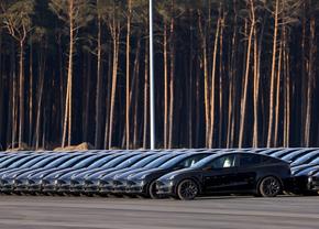 O nouă supremație în industria auto! Toyota Corolla nu mai e cea mai vândută mașină » Cine e pe locul 1