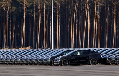 O nouă supremație în industria auto! Toyota Corolla nu mai e cea mai vândută mașină » Cine e pe locul 1