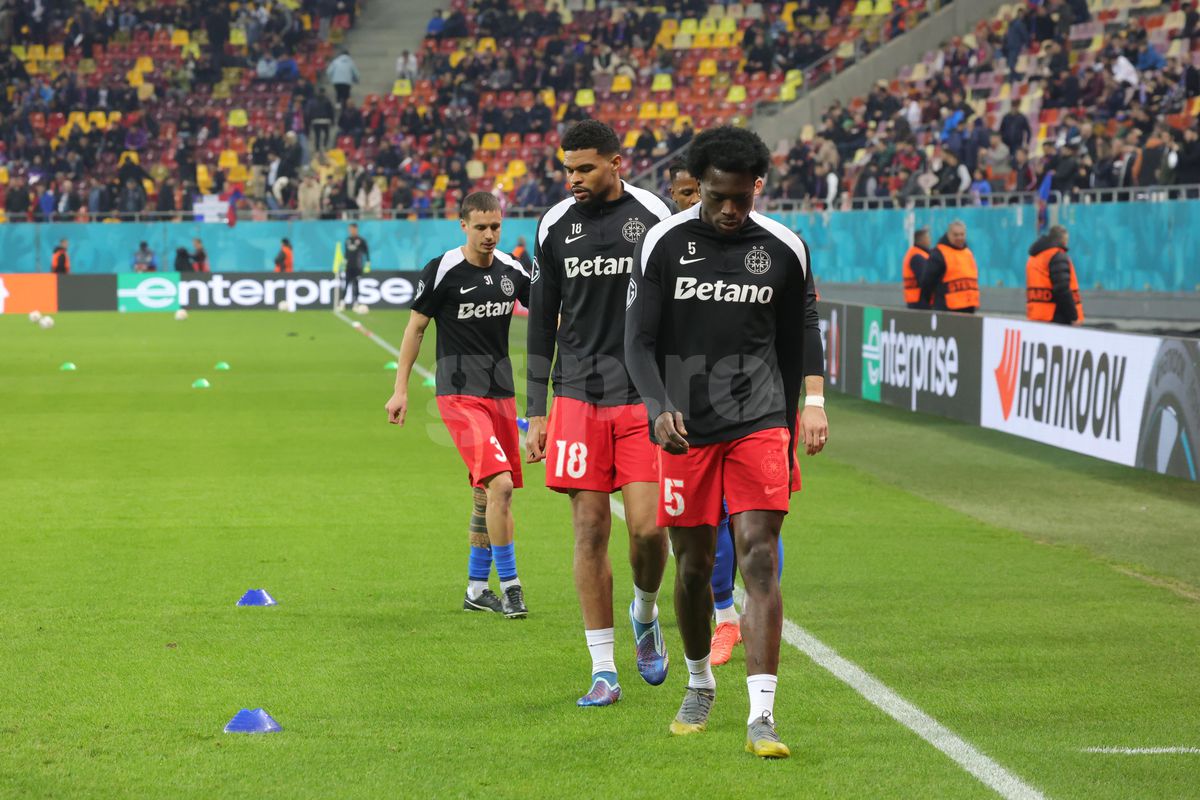 FCSB - Lyon, imagini de la încălzire