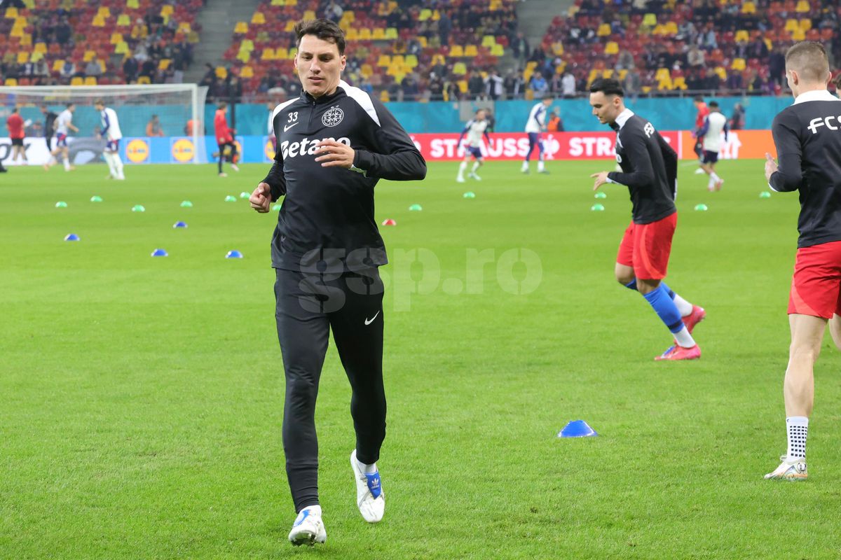 FCSB - Lyon, imagini de la încălzire