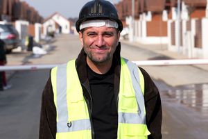 Fostul mare talent al Ligii 1 e dezvoltator imobiliar! Gazeta l-a găsit pe șantier, lângă București: „Spre rușinea mea, am reușit prea puțin în fotbal!” + „Noi am fost cobaii lui Neubert”