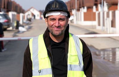 Fostul mare talent al Ligii 1 e dezvoltator imobiliar! Gazeta l-a găsit pe șantier, lângă București: „Spre rușinea mea, am reușit prea puțin în fotbal!” + „Noi am fost cobaii lui Neubert”