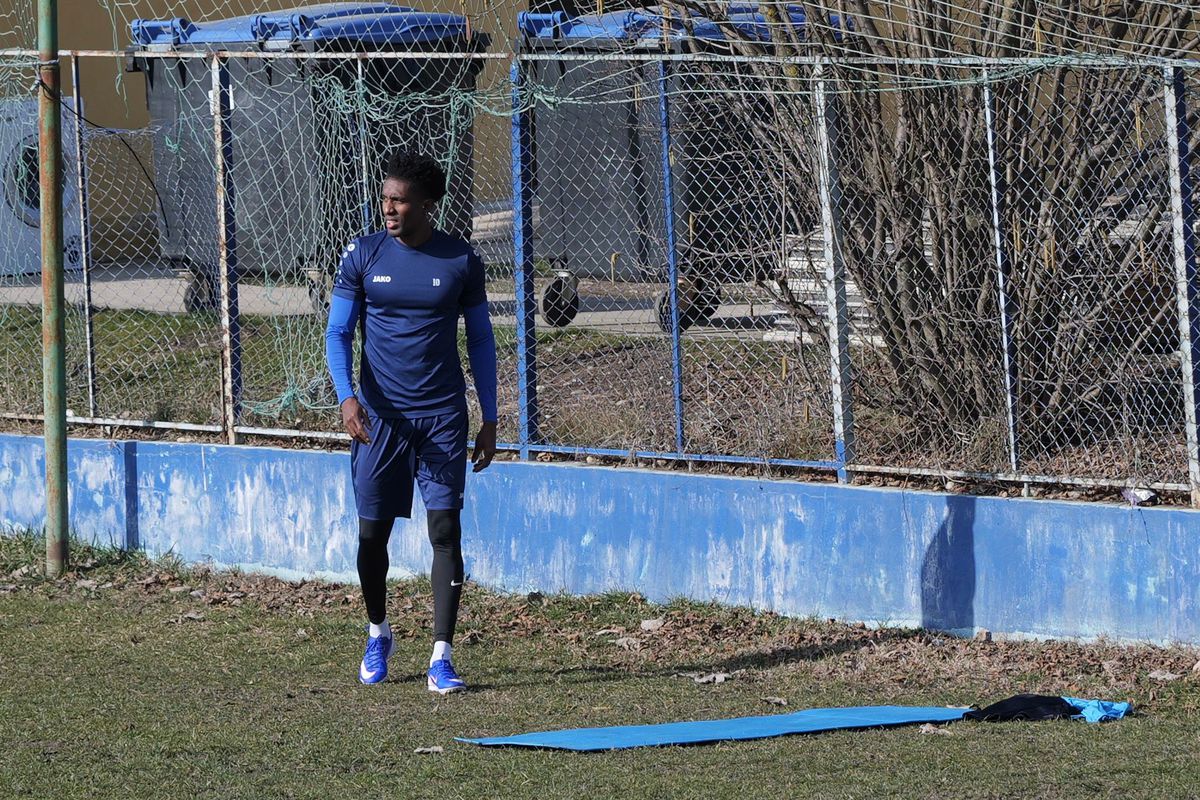 Antrenament condus de Florin Bratu la Metaloglobus