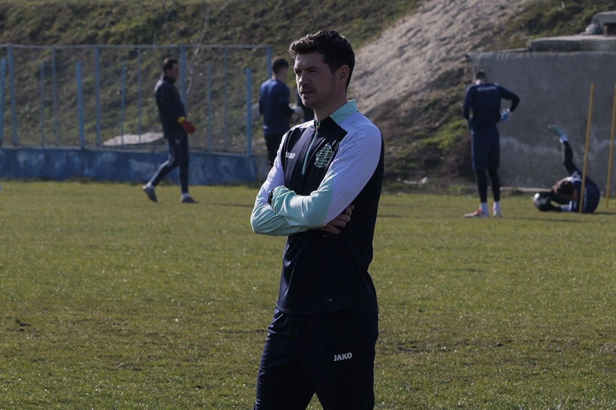 Antrenament condus de Florin Bratu la Metaloglobus