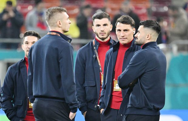 Trei dintr-o lovitură! FCSB a început să semneze contractele pentru sezonul viitor de Superligă