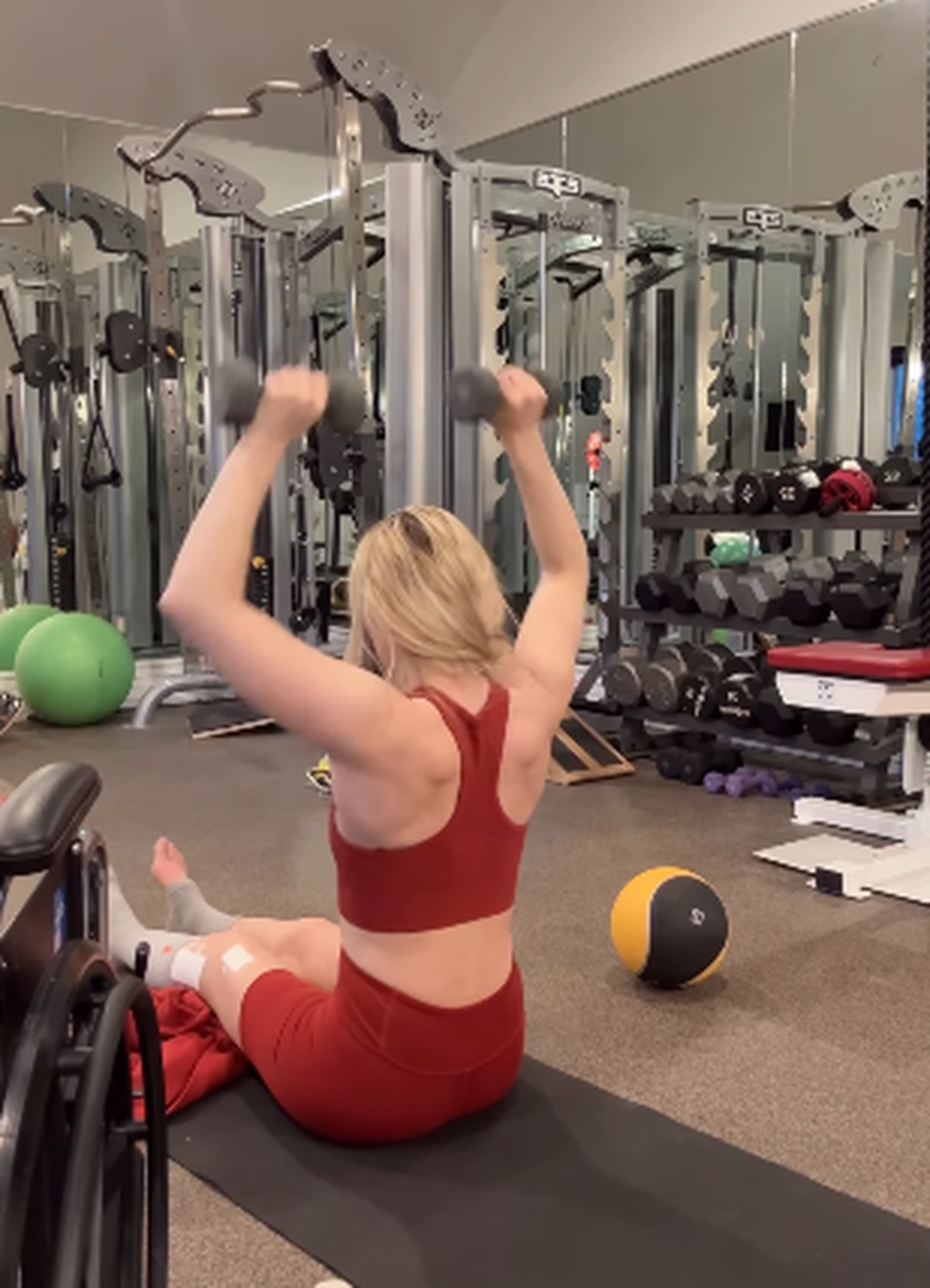 Lindsey Vonn a început recuperarea la picior