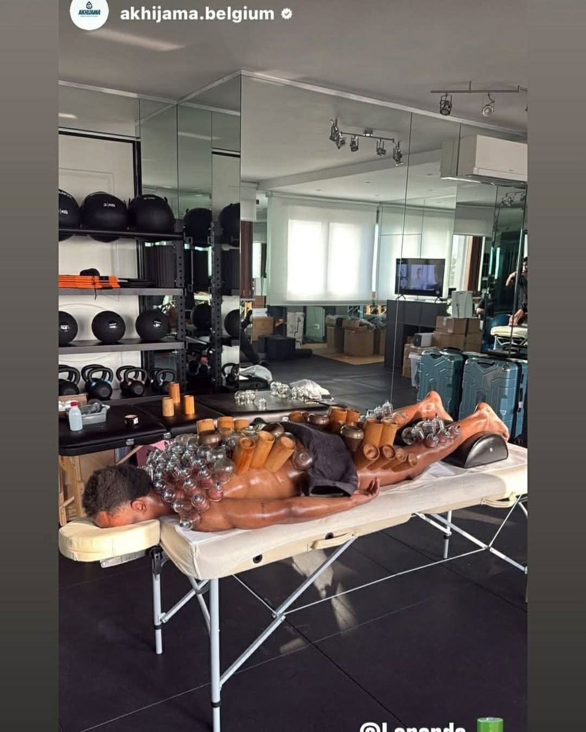 Atacantul lui Juventus, belgianul Louis Openda, terapie neconvențională cu ventuze