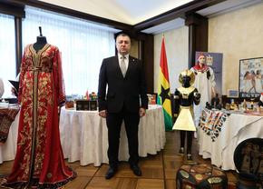 Ghana își intensifică relațiile cu România la celebrarea a aproape șapte decenii de independență