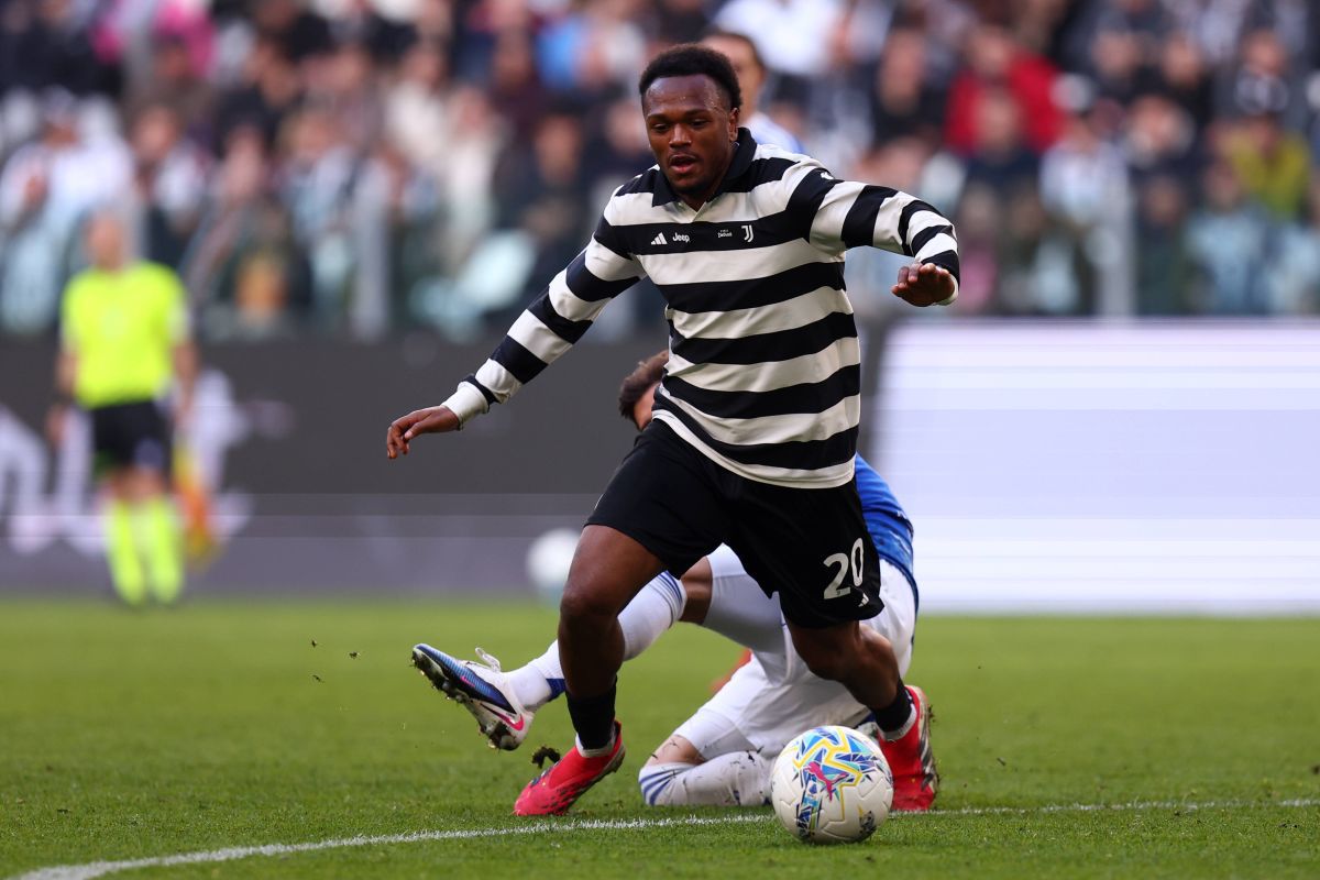 Atacantul lui Juventus, belgianul Louis Openda, terapie neconvențională cu ventuze