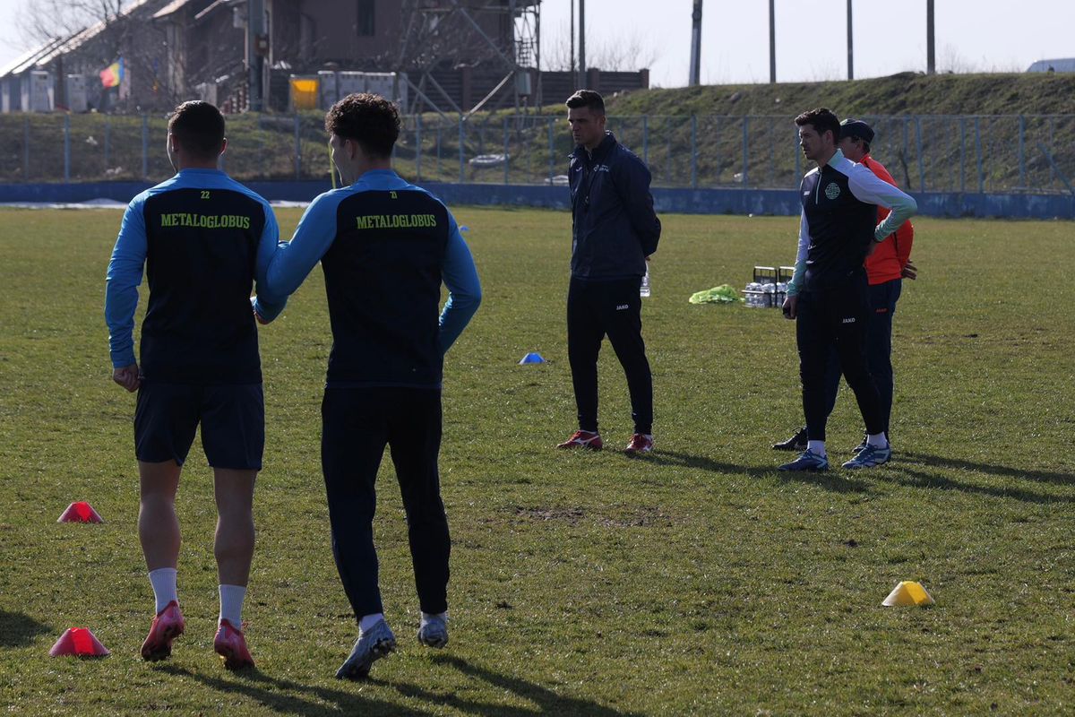 Antrenament condus de Florin Bratu la Metaloglobus