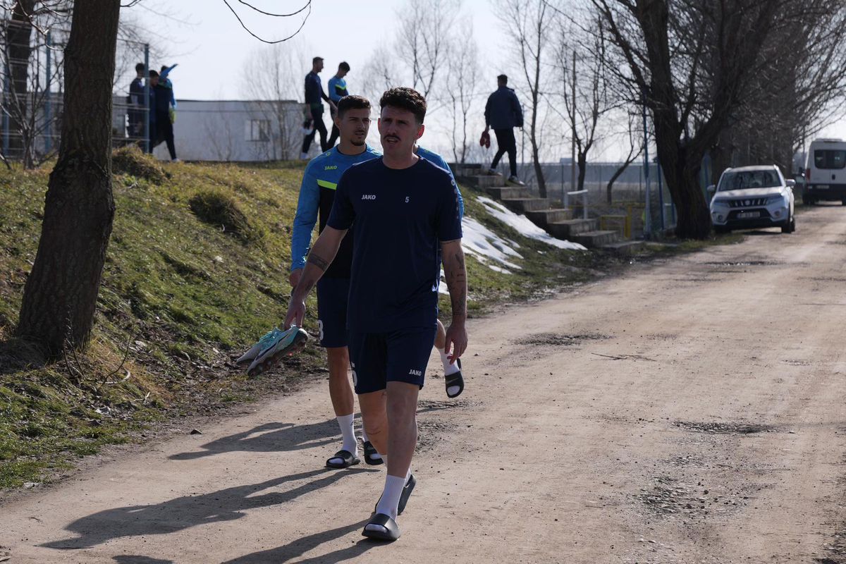 Antrenament condus de Florin Bratu la Metaloglobus