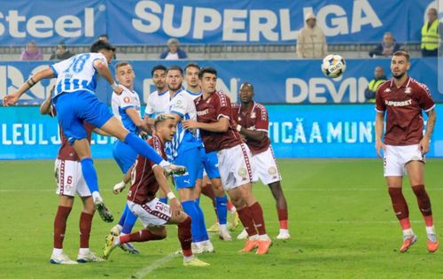 Craiova și Rapid se bat pentru titlu, se vor confrunta duminică în Giulești, de la ora 20:00