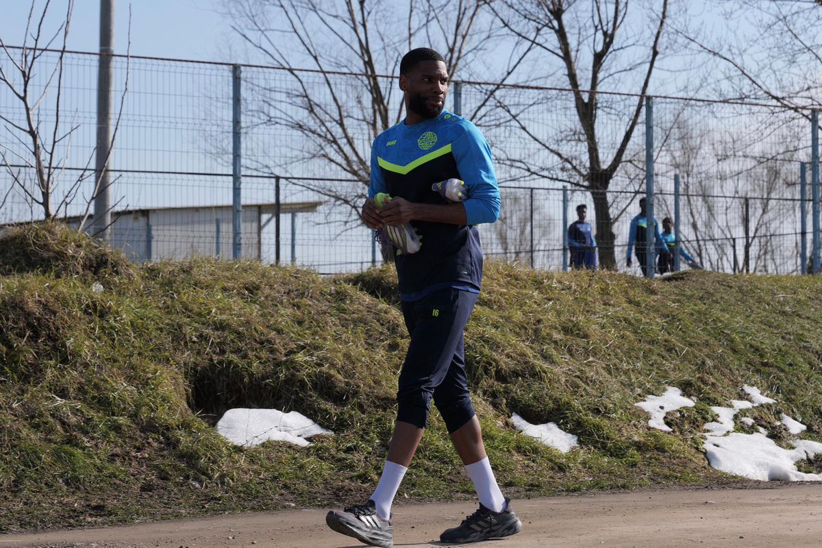 Antrenament condus de Florin Bratu la Metaloglobus