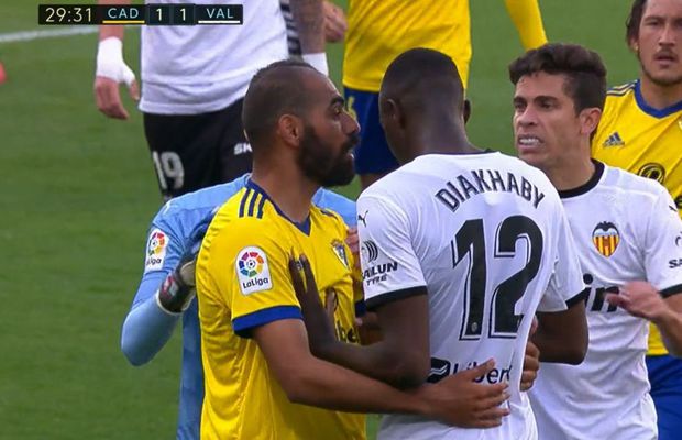 „Negru de rahat!” » Înregistrarea compromițătoare a scandalului de rasism din Spania: ce urmează