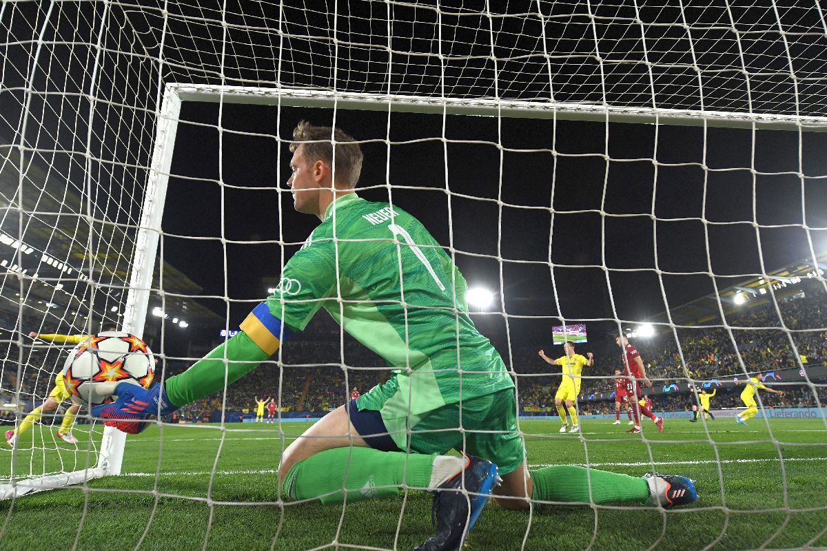 „Penalty și ROȘU!” » Gabi Balint, enervat de faza la care VAR-ul n-a intervenit în Villarreal - Bayern: Goretzka era plin de sânge