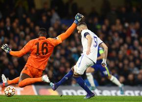 Cel mai bun portar al lumii, gafă incredibilă în Chelsea - Real Madrid » Benzema a profitat