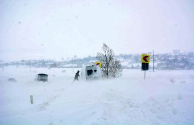 Se mai joacă? Vremea extremă ar putea amâna un meci din Superligă: „Situația e apocaliptică acolo!”
