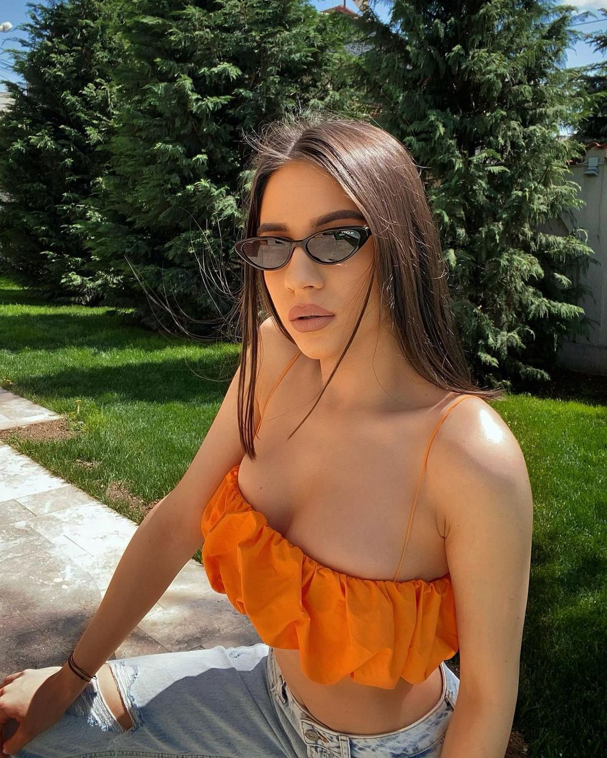 Fiica lui Marius Șumudică, ședință foto de poveste pe Instagram, într-o rochie roșie: „Miss Turcia”