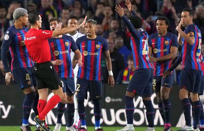 „Emoțional, ne-a făcut rău” » Dezvăluiri din vestiarul catalanilor: momentul psihologic care a schimbat totul în Barcelona - Real Madrid