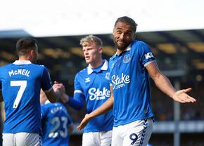 Un gol de „Cascadorii râsului” le-a adus prima victorie în Premier League după 4 luni: „Se pune și ăsta” :)
