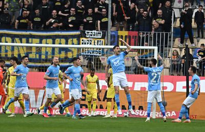 Petrolul - FC Voluntari, 0-4! „Lupii galbeni”, umiliți de fostul antrenor