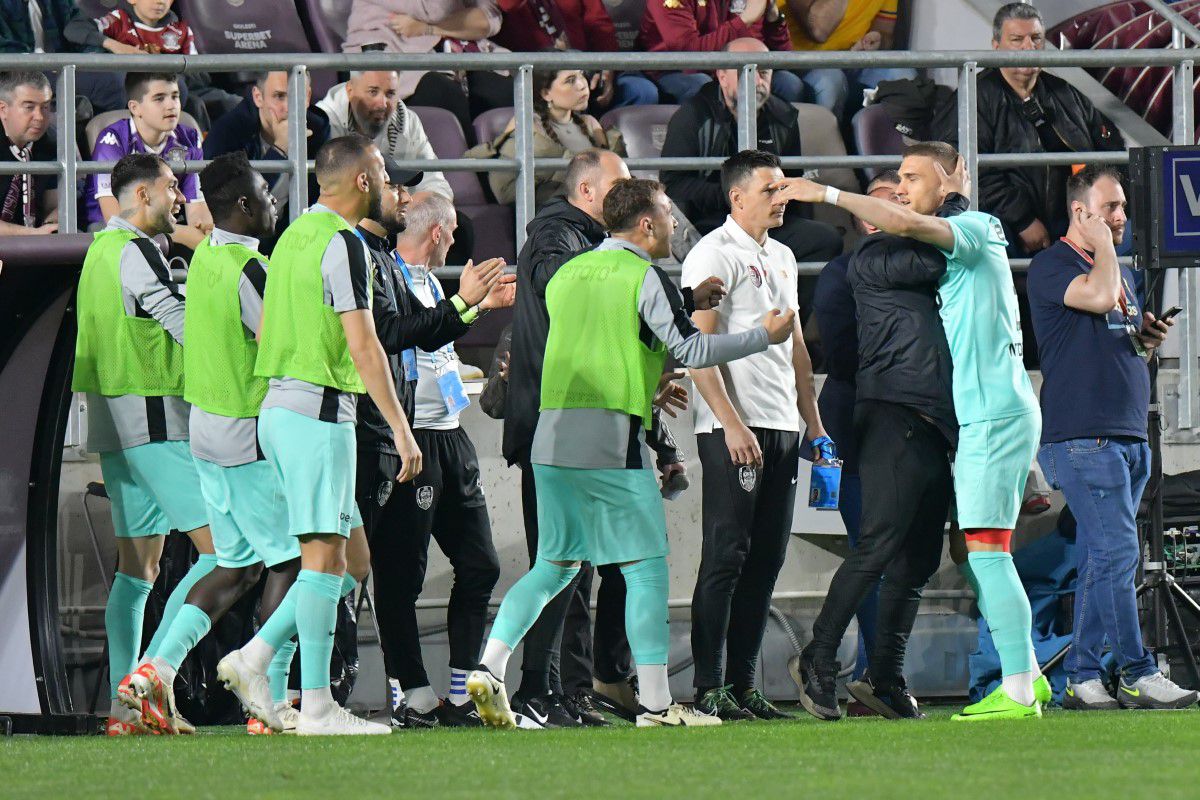 Anghel Iordănescu, „săgeți” după Rapid - CFR Cluj 1-4: „CFR Cluj a jucat în seara asta fără antrenor, iar Rapidulețul l-a avut pe Bergodi” + „FCSB câștigă campionatul cu Gigi Becali antrenor”