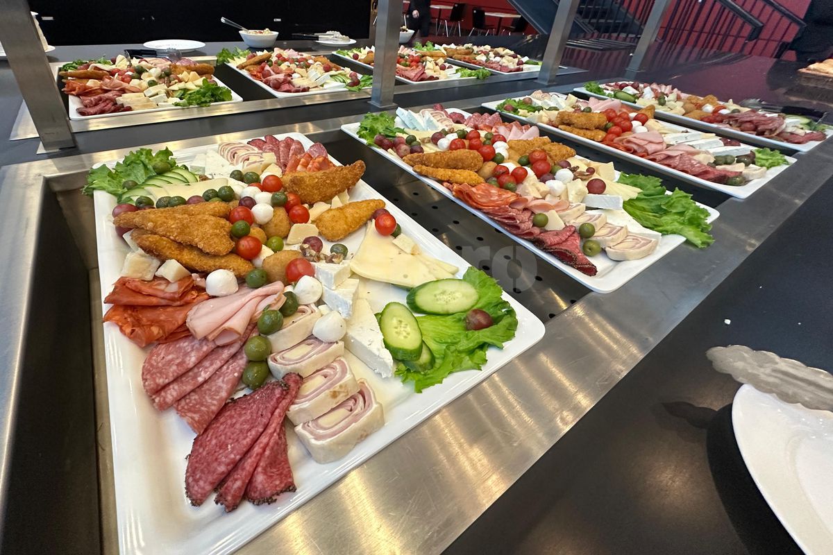 Cum arată meniurile din zona VIP înainte de Rapid - Dinamo