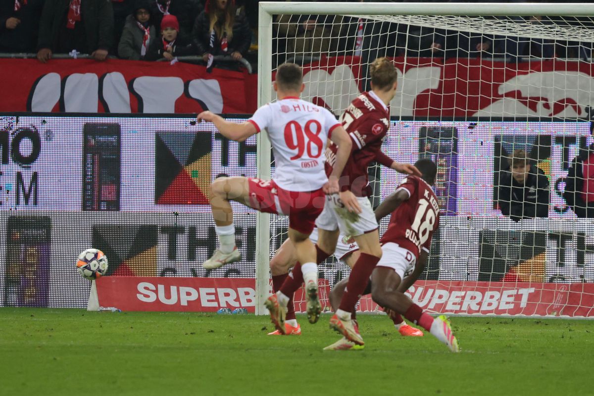 Imagini din Rapid - Dinamo / 6 aprilie 2025