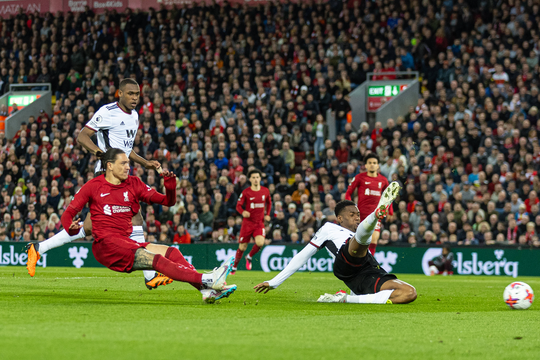 Liverpool dorește să transfere un fundaș stânga pentru sezonul viitor. FOTO: Imago